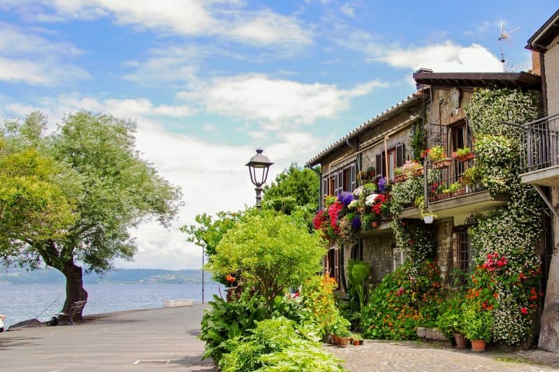 anguillara sabazia sul lago di bracciano