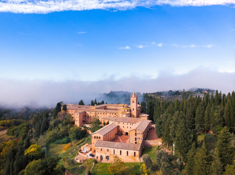 Abbazia di Monte Oliveto Maggiore: Cosa vedere, Cosa Fare e Come arrivare