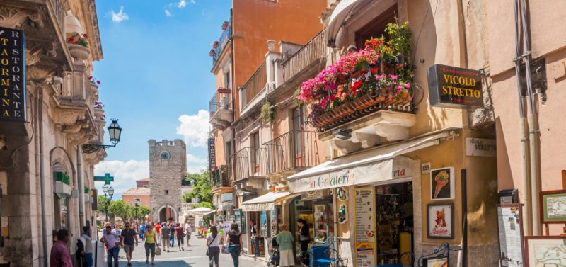 Corso Umberto I taormina