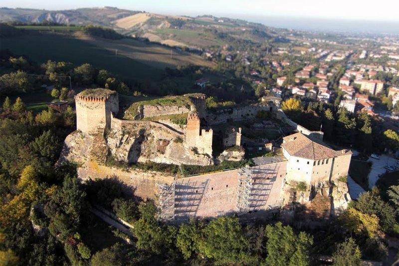 Rocca di Castrocaro guida viaggio