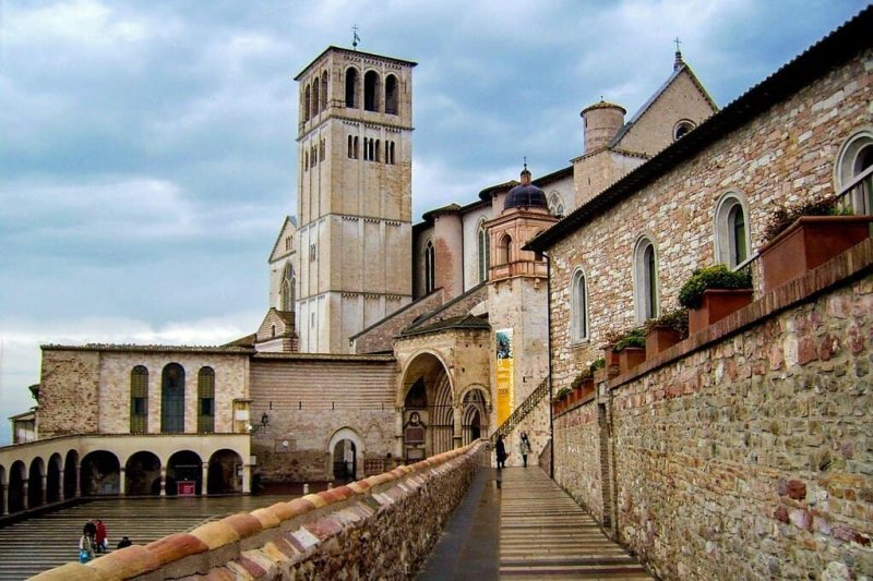 assisi cosa vedere guida viaggio completa