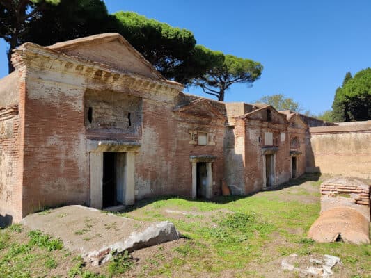 necropoli isola sacra fiumicino